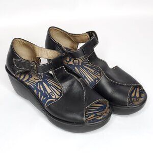 Fly London Black Sandal EU 39 US 8 8.5 Mary Jane Peep Toe Wedge T-Strap